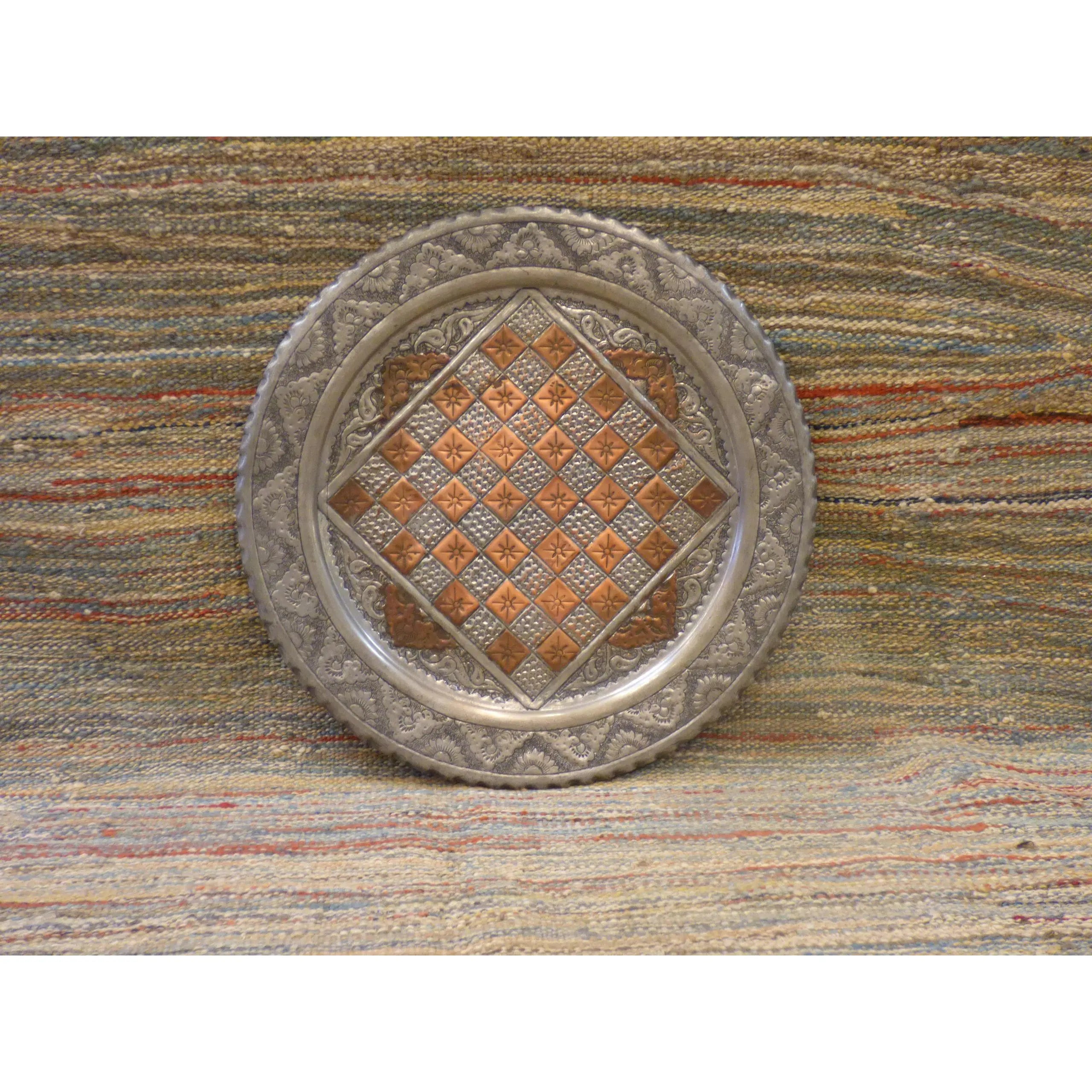 Authentic Art Antique Persian Engraved Round Checker Plate Ghalamzani 20" Round X 20" Round Abcca0115